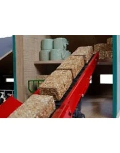 Kids Globe 610200 - Stal Met Loods (1:32 / Siku) -Toy Verkoop kids globe kids globe 610200 stal met loods 132 si 2