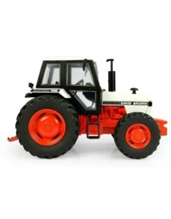 Universal Hobbies 4279 - David Brown 1490 4WD 1:32 -Toy Verkoop universal hobbies universal hobbies 4279 david bro 5