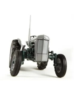 Universal Hobbies 4988 - Ferguson TO 35 "Launch Edition" (1954) 1:32 -Toy Verkoop universal hobbies universal hobbies 4988 ferguson 2