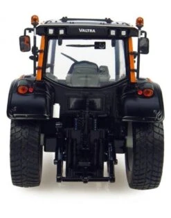 Universal Hobbies Valtra N 121 Kommunal 1:32 -Toy Verkoop universal hobbies universal hobbies valtra n 121 k 3
